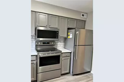 2901 Heathstead Place #G, Charlotte, NC 28210 - Photo 3