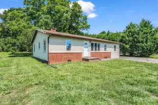 1758 Chase High Rd, Forest City, NC 28043 - Photo 3