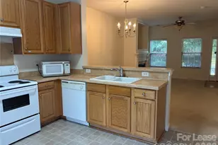 8708 Twined Creek Ln, Charlotte, NC 28227 - Photo 7