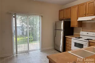 8708 Twined Creek Ln, Charlotte, NC 28227 - Photo 5