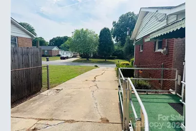 4410 Birkdale Drive, Charlotte, NC 28208 - Photo 31