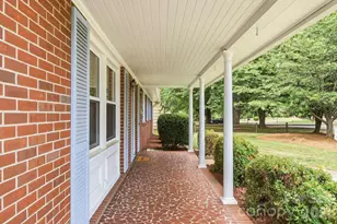 112 Queensbury Rd, Winston Salem, NC 27104 - Photo 3