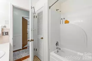 112 Queensbury Rd, Winston Salem, NC 27104 - Photo 27