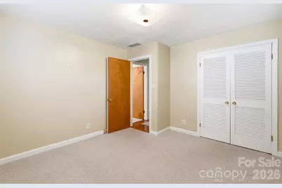 112 Queensbury Road, Winston Salem, NC 27104 - Photo 33