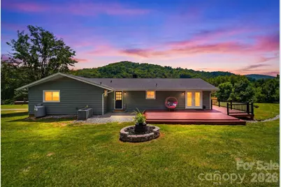 2411 Robertson Lane, Lenoir, NC 28645 - Photo 33