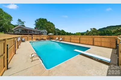 2411 Robertson Lane, Lenoir, NC 28645 - Photo 35