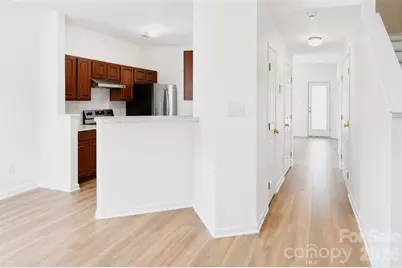 4913 Sunburst Lane, Charlotte, NC 28213 - Photo 3