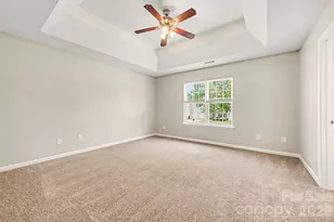 8621 Berrybrook Ln, Charlotte, NC 28269 - Photo 7