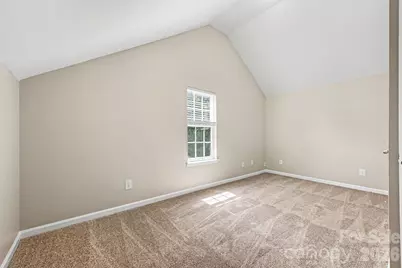 8621 Berrybrook Lane, Charlotte, NC 28269 - Photo 9