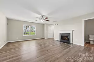 8621 Berrybrook Ln, Charlotte, NC 28269 - Photo 5