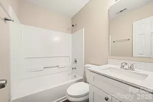 8621 Berrybrook Ln, Charlotte, NC 28269 - Photo 13