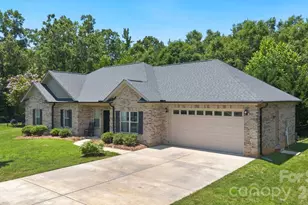 5226 Sustar Dr, Monroe, NC 28110 - Photo 11