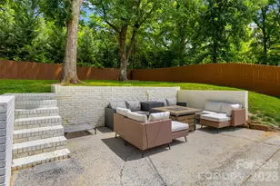 1142 Fox Run Dr, Charlotte, NC 28212 - Photo 33