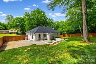 1142 Fox Run Dr, Charlotte, NC 28212 - Photo 37