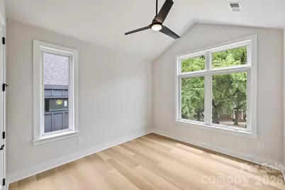 2701 Catalina Avenue, Charlotte, NC 28206 - Photo 13
