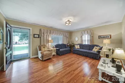 215 W Stevens Street, Kershaw, SC 29067 - Photo 9
