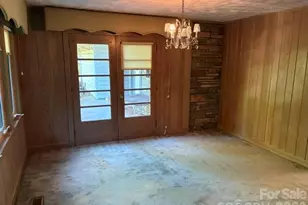 255 Glengarnock Rd, Tryon, NC 28782 - Photo 11