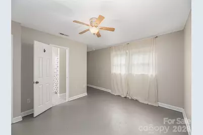 136 Assembly Street, Waynesville, NC 28786 - Photo 23