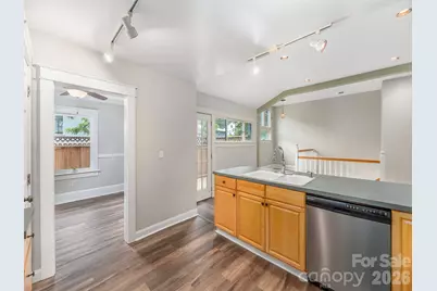 136 Assembly Street, Waynesville, NC 28786 - Photo 7
