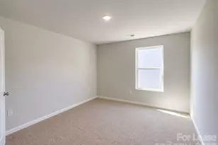 8100 Derby Woods Ln, Charlotte, NC 28214 - Photo 13