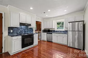 2403 Chevaron Dr, Concord, NC 28025 - Photo 9