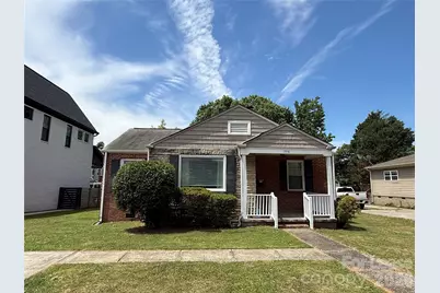 356 Melbourne Court, Charlotte, NC 28209 - Photo 1