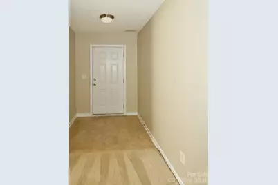 6710 Goldenwillow Drive, Charlotte, NC 28215 - Photo 3