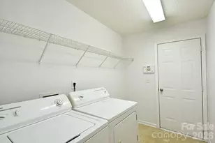 6710 Goldenwillow Dr, Charlotte, NC 28215 - Photo 11