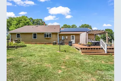 202 Sunset Memorial Road, Forest City, NC 28043 - Photo 5