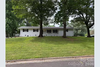 803 E 24th Street, Newton, NC 28658 - Photo 1