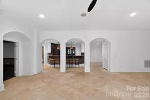 2132 Foxcroft Woods Ln, Charlotte, NC 28211 - Photo 37
