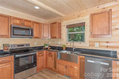 484 Twinbrook Lane, Maggie Valley, NC 28751 - Photo 7
