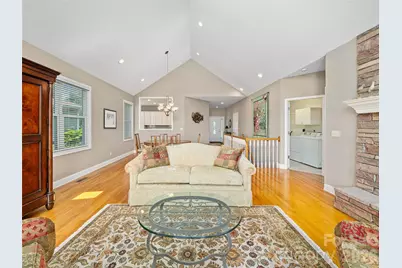 67 Ashefield Court, Hendersonville, NC 28791 - Photo 7