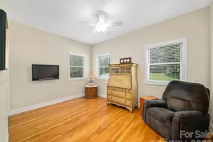 67 Ashefield Ct, Hendersonville, NC 28791 - Photo 19