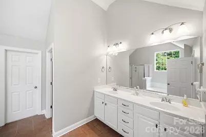 8505 Delamere Lane, Charlotte, NC 28269 - Photo 23