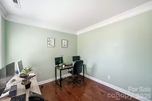 8505 Delamere Ln, Charlotte, NC 28269 - Photo 5