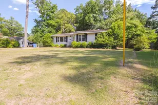 1809 Manteo St, Fayetteville, NC 28303 - Photo 3