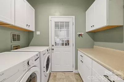 6202 Hickory Cove Lane, Charlotte, NC 28269 - Photo 17