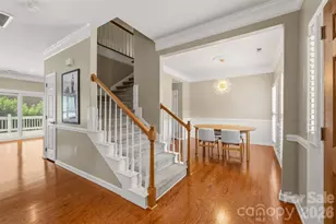6202 Hickory Cove Ln, Charlotte, NC 28269 - Photo 7