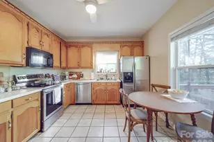 215 6th St, Belmont, NC 28012 - Photo 13