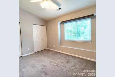 5744 Prescott Court, Charlotte, NC 28269 - Photo 9