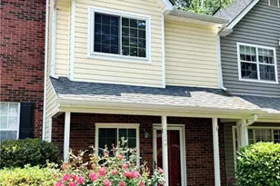 5744 Prescott Ct, Charlotte, NC 28269 - Photo 1