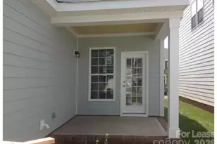 10519 Royal Winchester Dr, Charlotte, NC 28277 - Photo 3