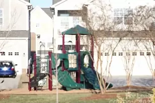 10519 Royal Winchester Dr, Charlotte, NC 28277 - Photo 23