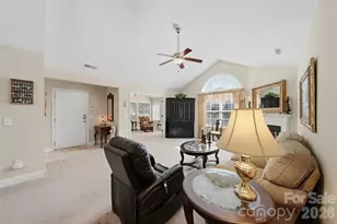 808C Wynnshire Drive, Hickory, NC 28601 - Photo 7