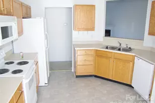 2910 Bridgeville Ln, Charlotte, NC 28262 - Photo 3