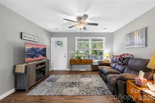 210 E 6th St, Cherryville, NC 28021 - Photo 5