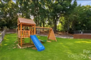 8401 Raintree Ln, Charlotte, NC 28277 - Photo 5