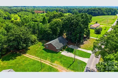 800 Horseshoe Lake Road, Lincolnton, NC 28092 - Photo 13