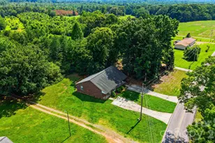 800 Horseshoe Lake Rd, Lincolnton, NC 28092 - Photo 13